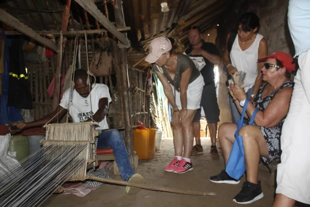 Atelier de tissage traditionnel
